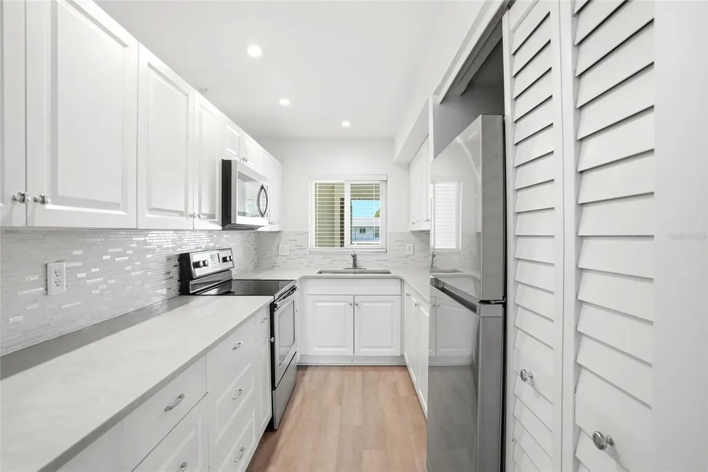 4570 Overlook Drive NE St Petersburg FL 33703