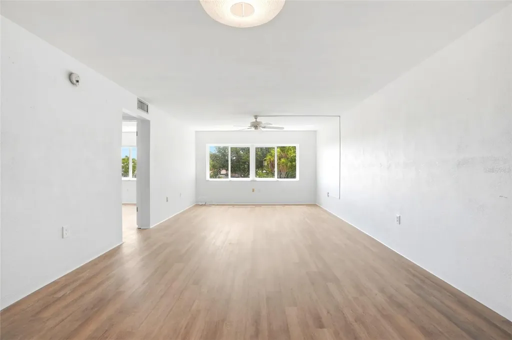 4570 Overlook Drive NE St Petersburg FL 33703