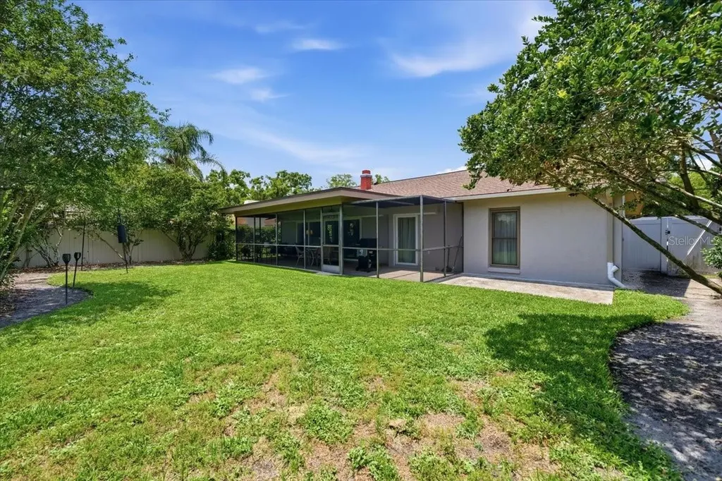 4218 Hollowtrail Drive Tampa FL 33624