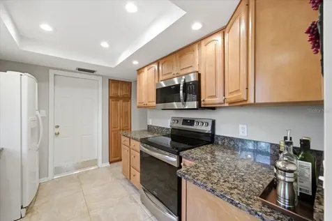 4218 Hollowtrail Drive Tampa FL 33624