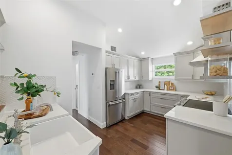 7 Georgia Avenue Crystal Beach FL 34681