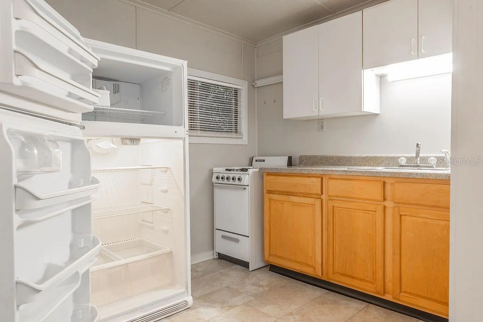 220 N Adelle Avenue Deland FL 32720