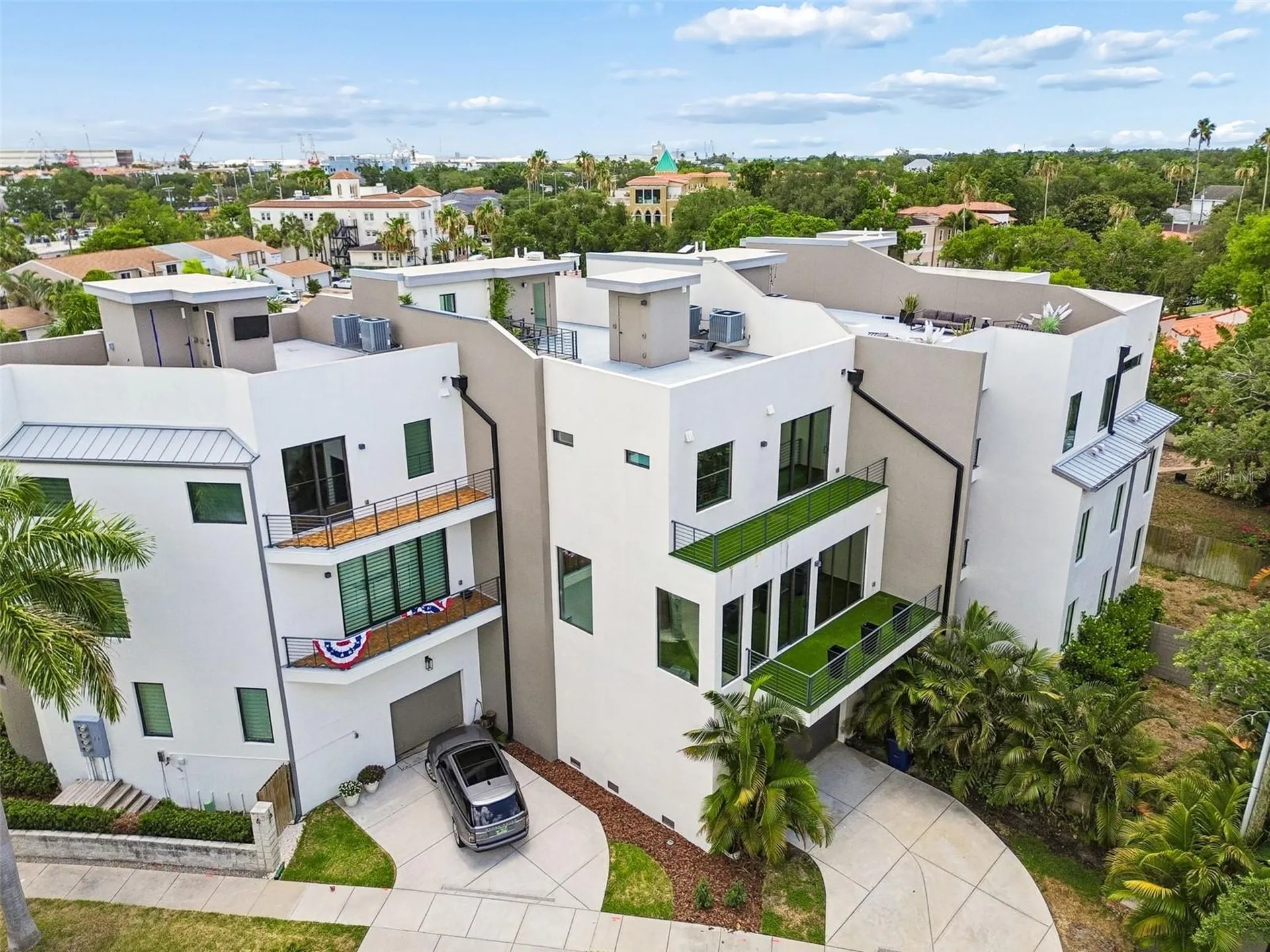 94 W Davis Boulevard Tampa FL 33606