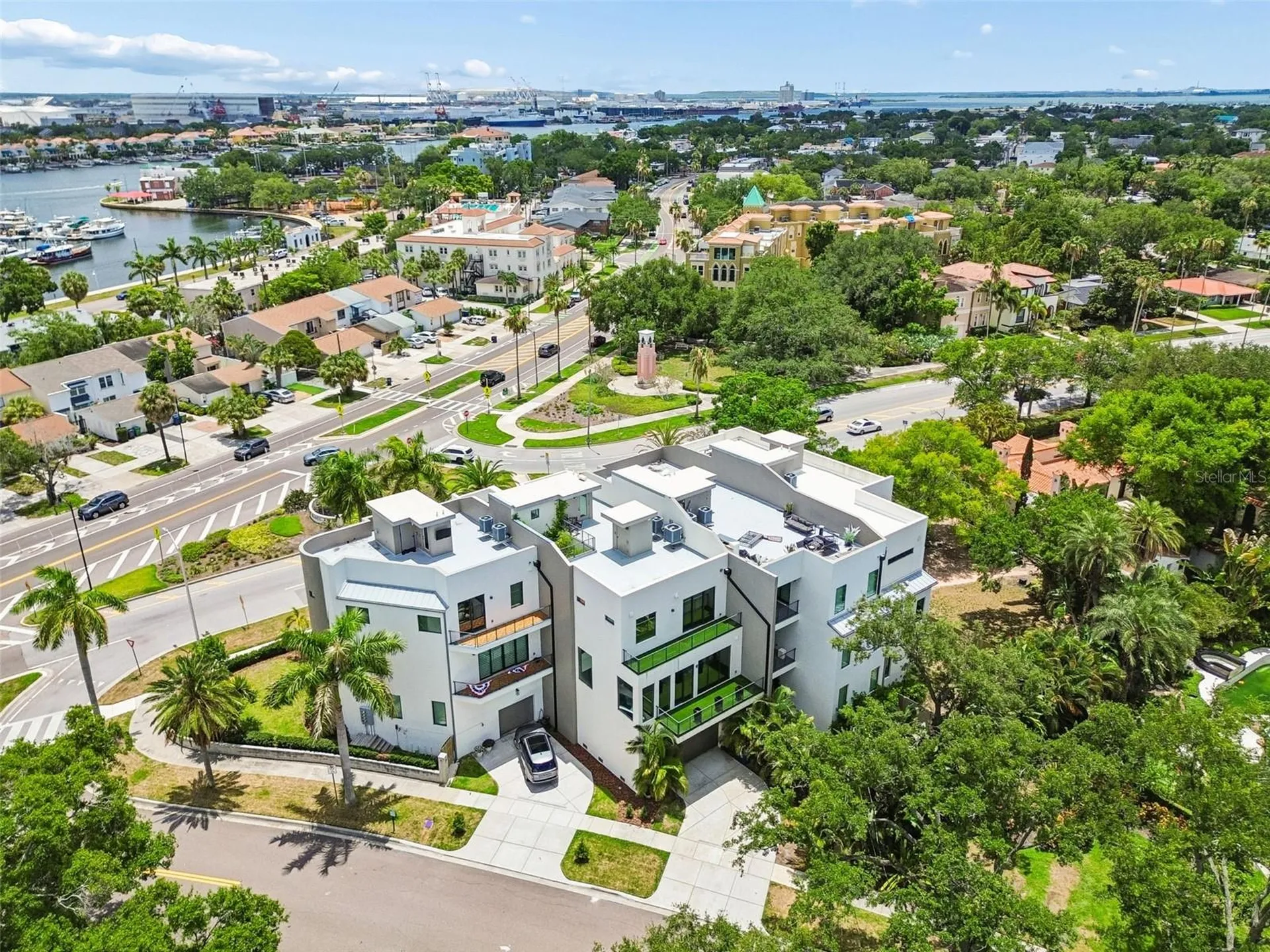 94 W Davis Boulevard Tampa FL 33606