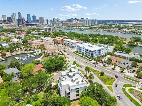 94 W Davis Boulevard Tampa FL 33606