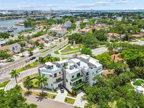 94 W Davis Boulevard Tampa FL 33606