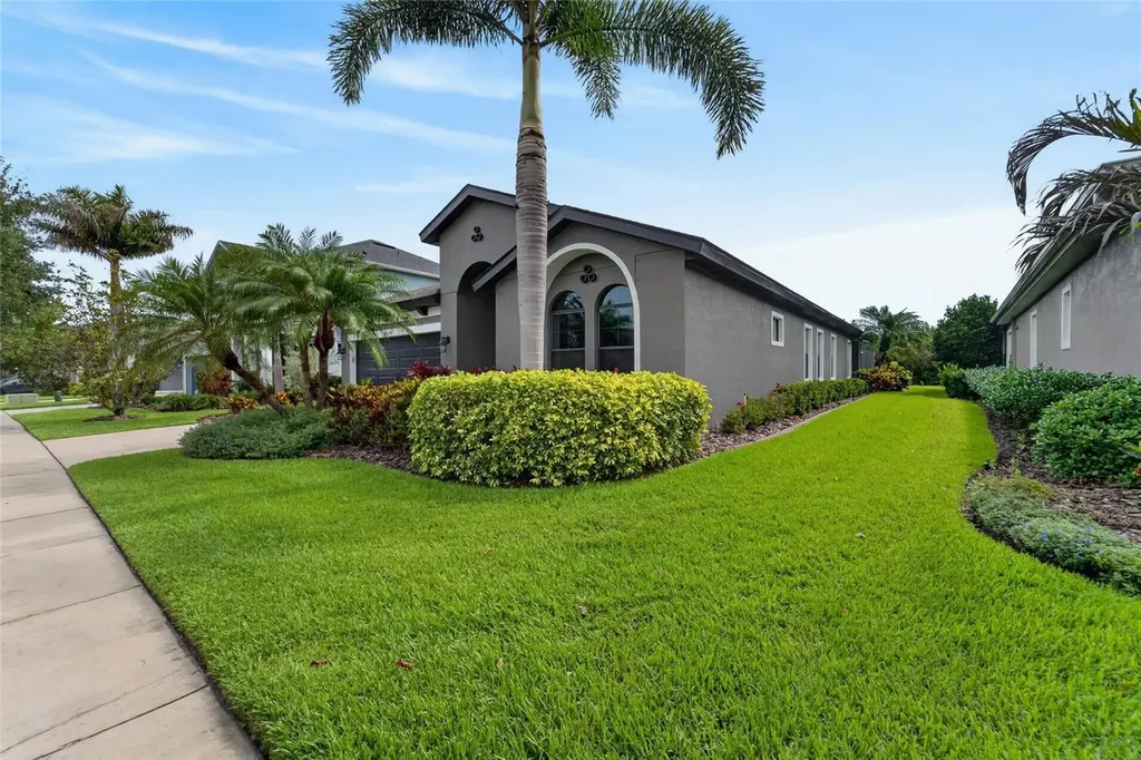 7020 Old Benton Drive Apollo Beach FL 33572