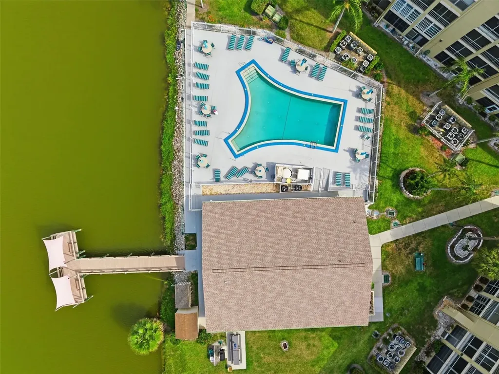 3500 Lake Bayshore Drive Bradenton FL 34205