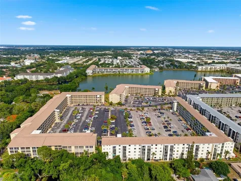 3500 Lake Bayshore Drive Bradenton FL 34205
