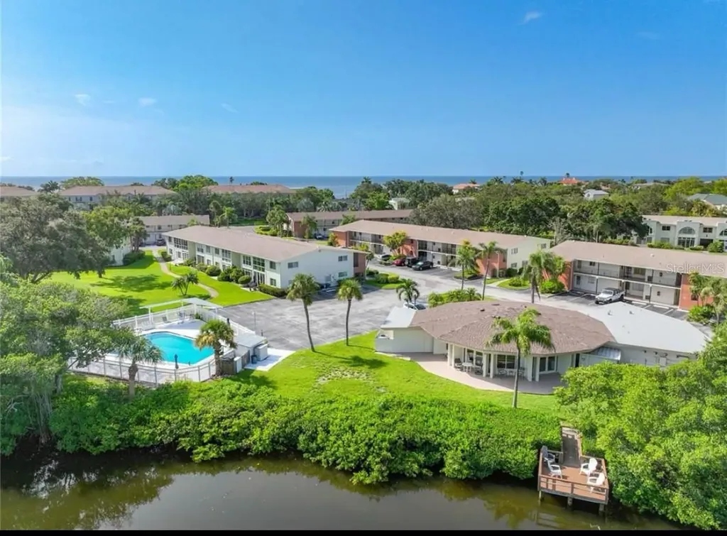4510 Overlook Drive NE St Petersburg FL 33703