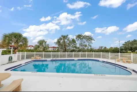 4510 Overlook Drive NE St Petersburg FL 33703
