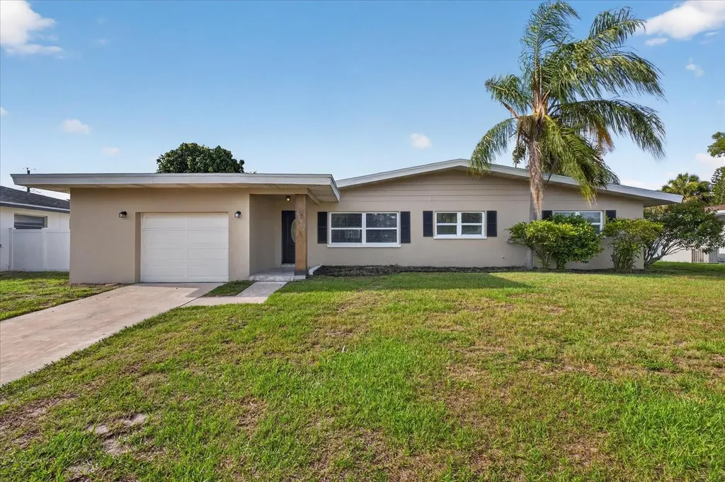 2239 Duncan Drive Belleair Bluffs FL 33770