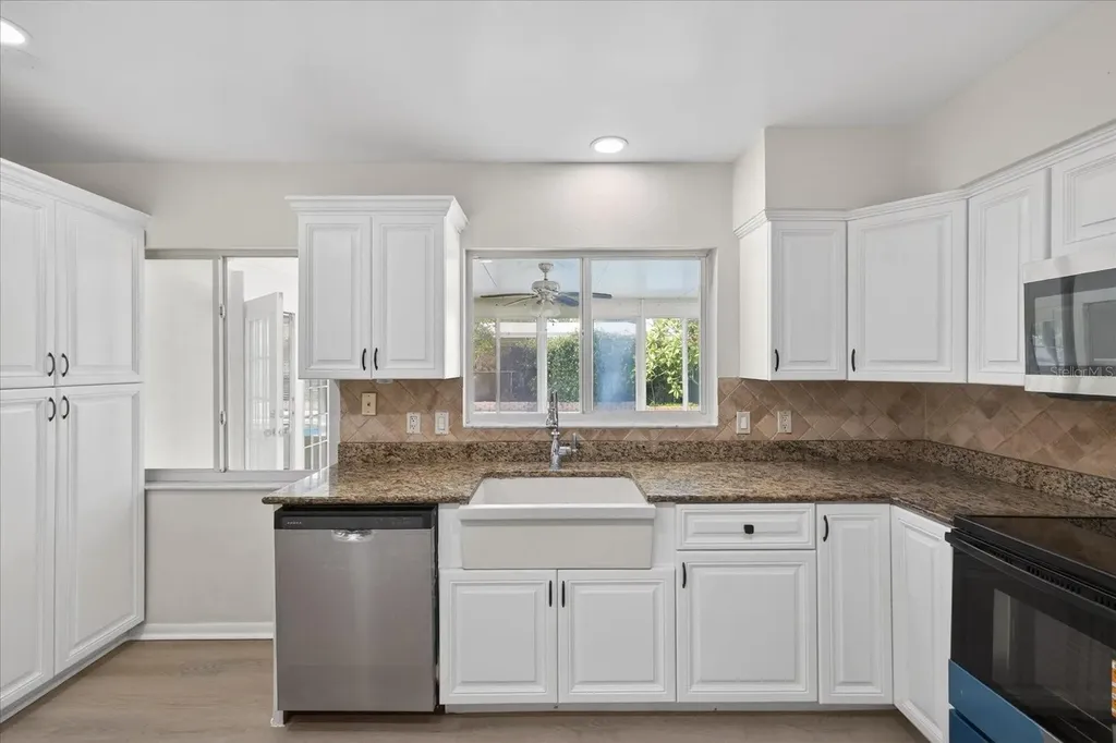 2239 Duncan Drive Belleair Bluffs FL 33770
