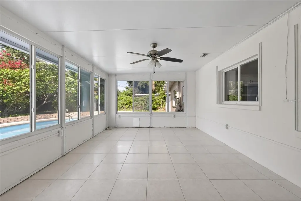 2239 Duncan Drive Belleair Bluffs FL 33770