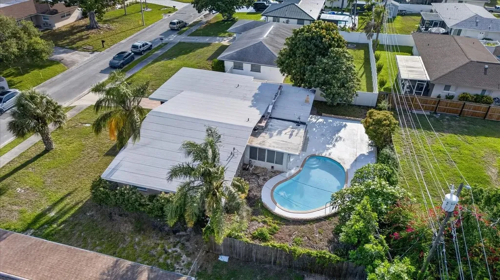 2239 Duncan Drive Belleair Bluffs FL 33770
