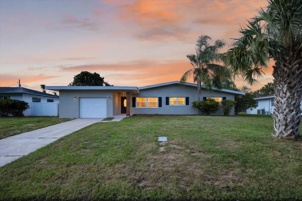 2239 Duncan Drive Belleair Bluffs FL 33770