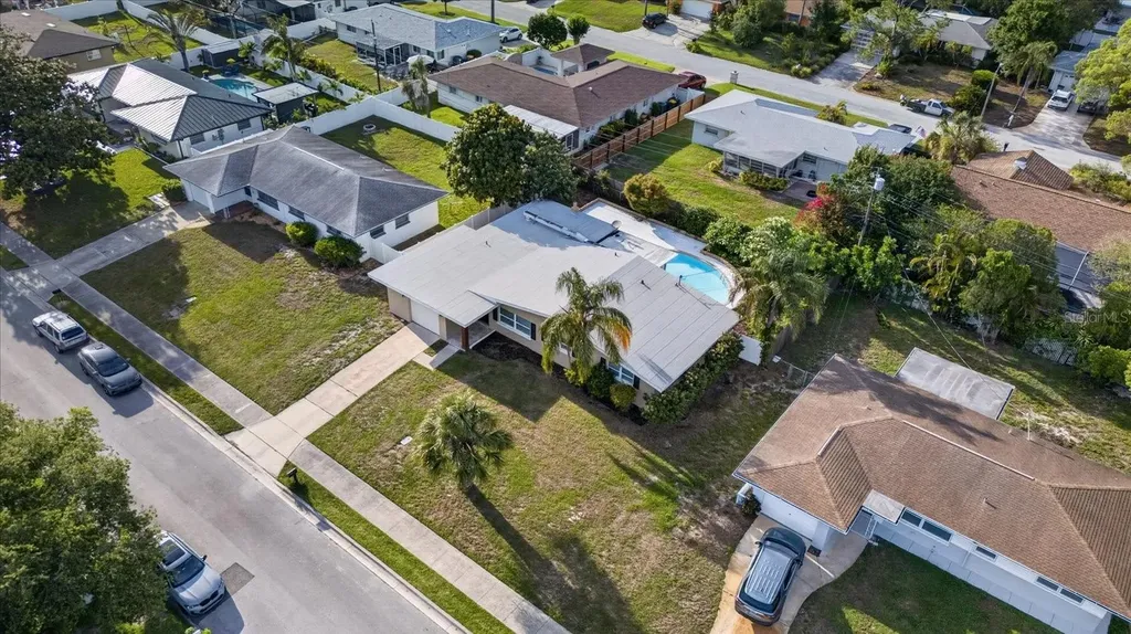 2239 Duncan Drive Belleair Bluffs FL 33770
