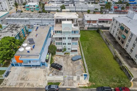 Cond. Montemar 101, Ocean Drive Luquillo PR 00773