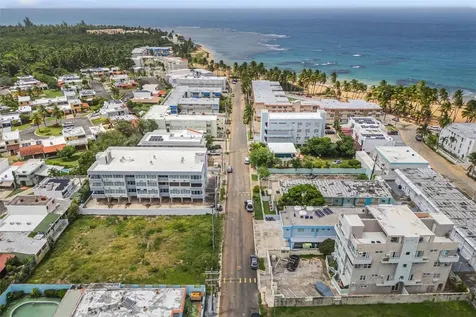 Cond. Montemar 101, Ocean Drive Luquillo PR 00773