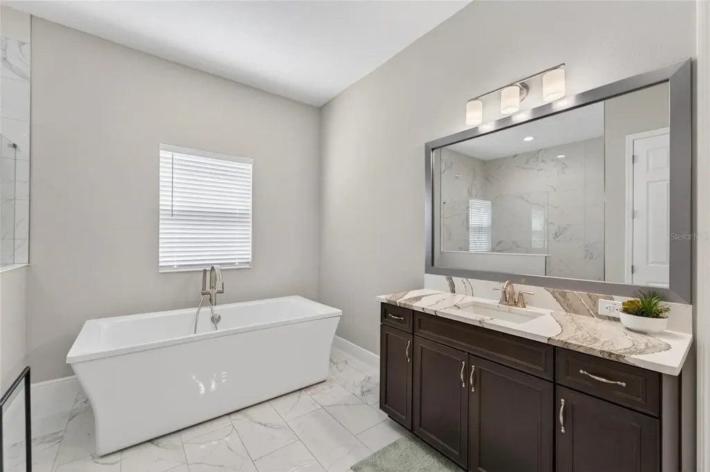 155 Sabal Breeze Court Brandon FL 33511