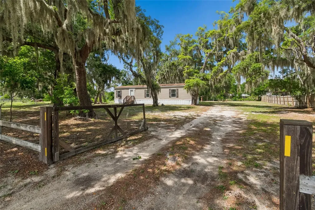 12512 Spottswood Drive Riverview FL 33579