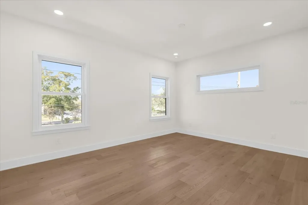 4401 Rockledge Road Orlando FL 32807