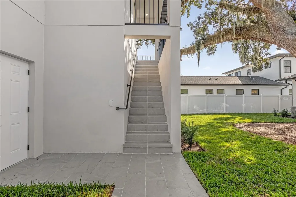 4401 Rockledge Road Orlando FL 32807
