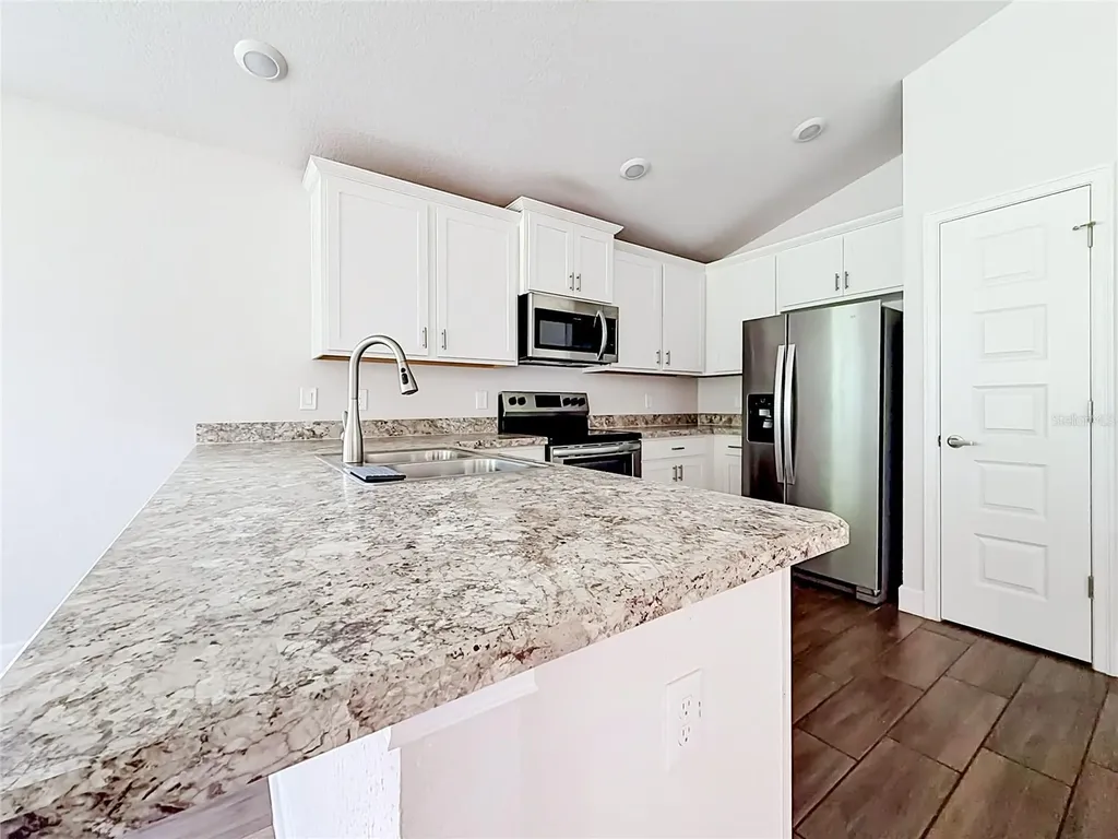 187 NW 45th Loop Ocala FL 34475