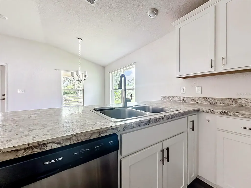 187 NW 45th Loop Ocala FL 34475
