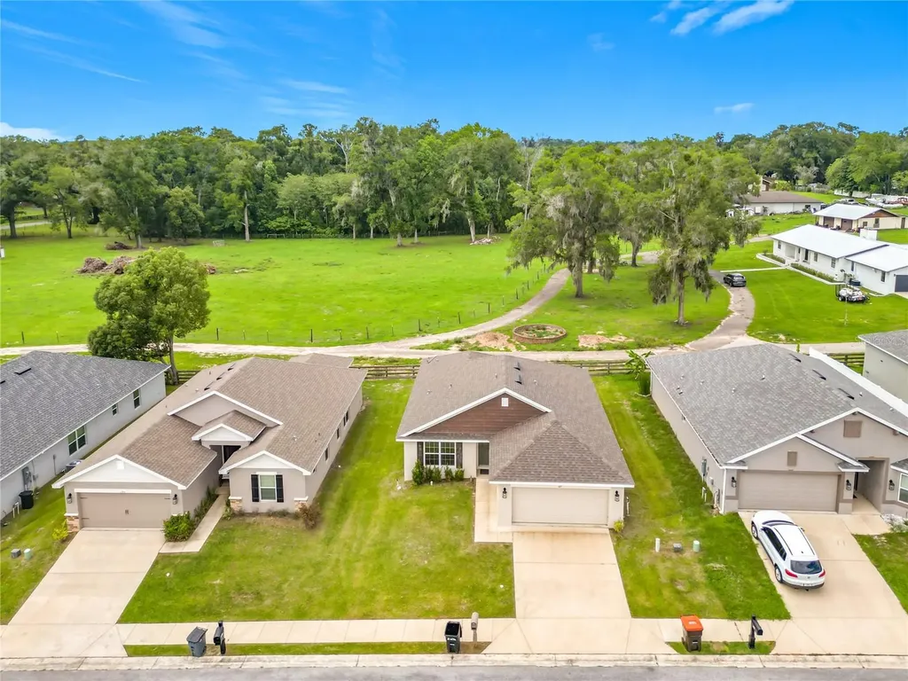 187 NW 45th Loop Ocala FL 34475