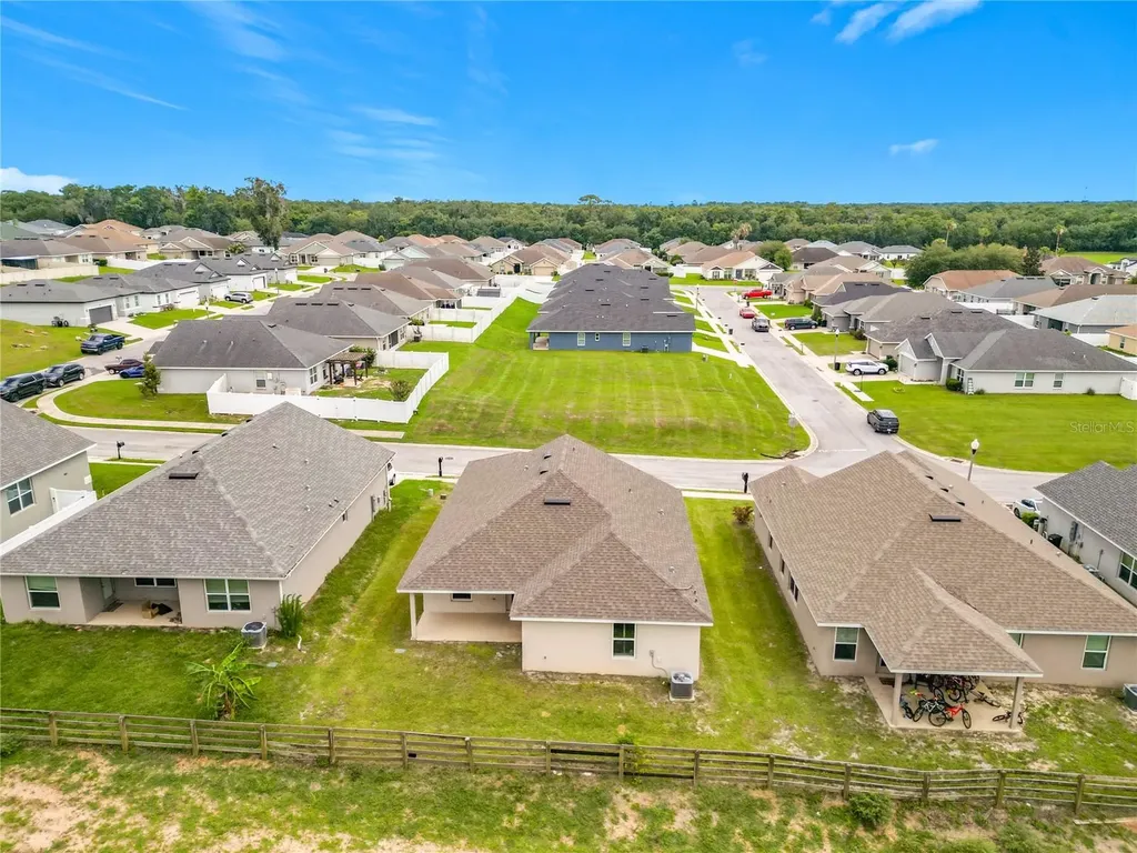 187 NW 45th Loop Ocala FL 34475