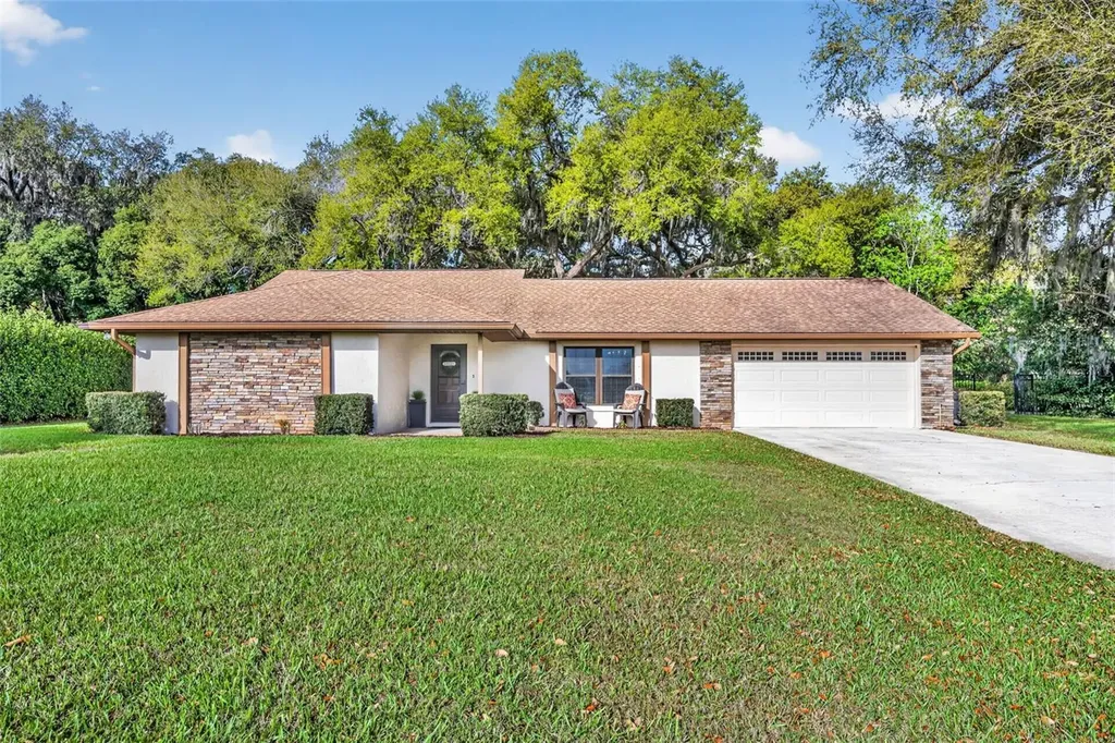 3158 Whisper Wind Drive St Cloud FL 34771