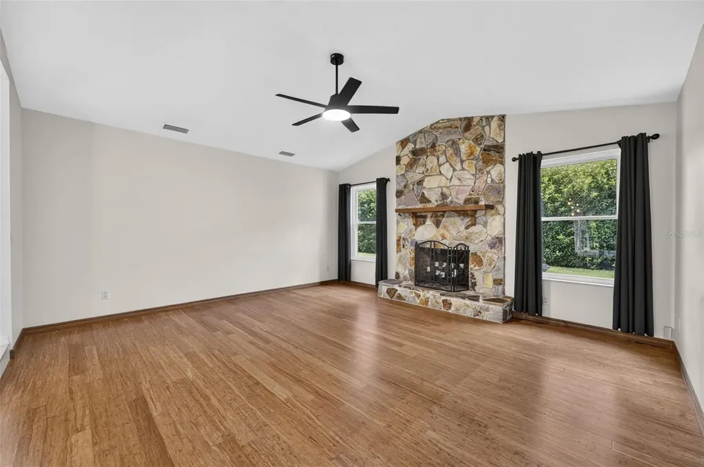 3158 Whisper Wind Drive St Cloud FL 34771