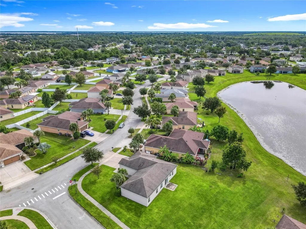 4044 Marina Isle Drive Kissimmee FL 34746