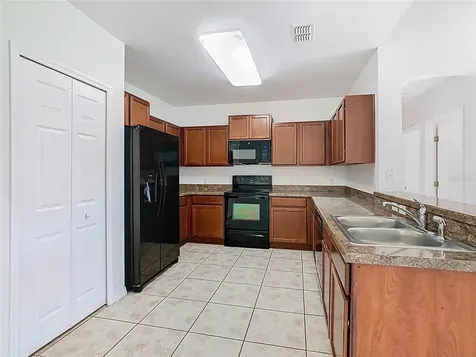 4044 Marina Isle Drive Kissimmee FL 34746
