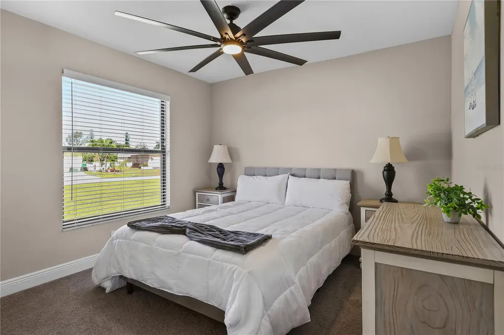 4115 SE 10th Place Cape Coral FL 33904