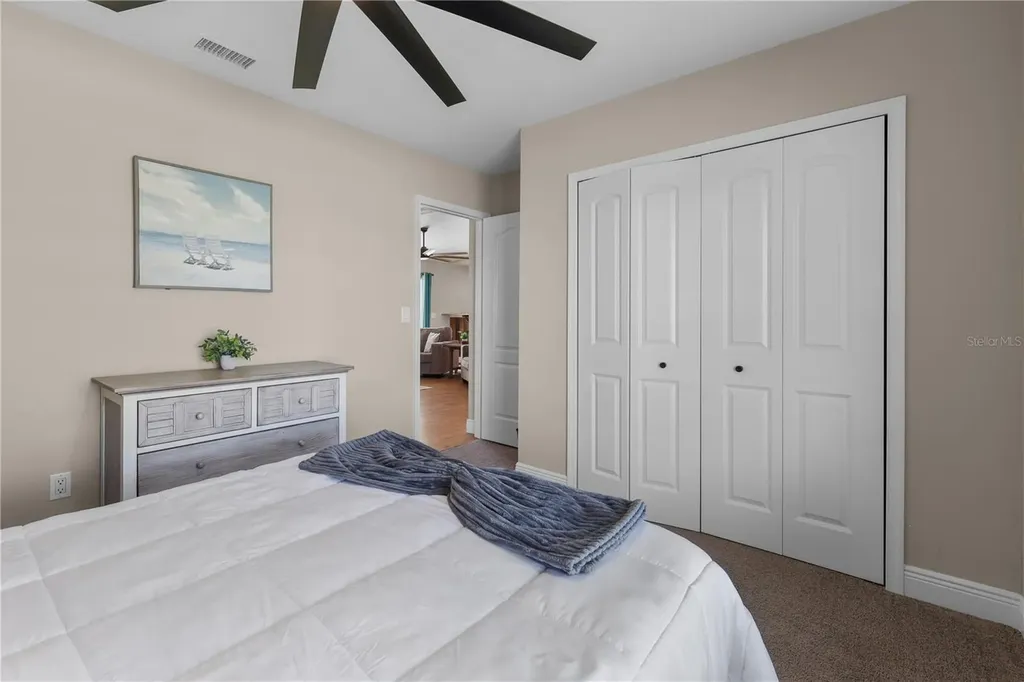 4115 SE 10th Place Cape Coral FL 33904