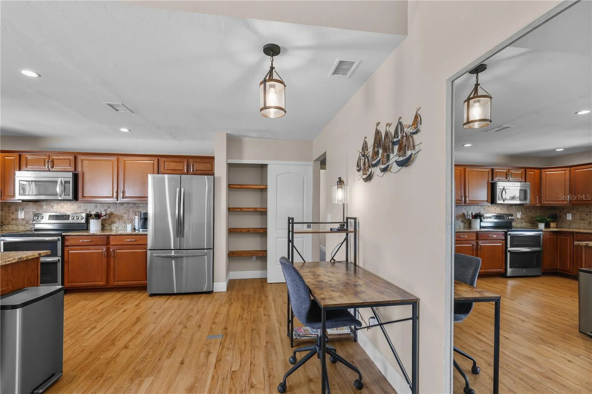 4115 SE 10th Place Cape Coral FL 33904