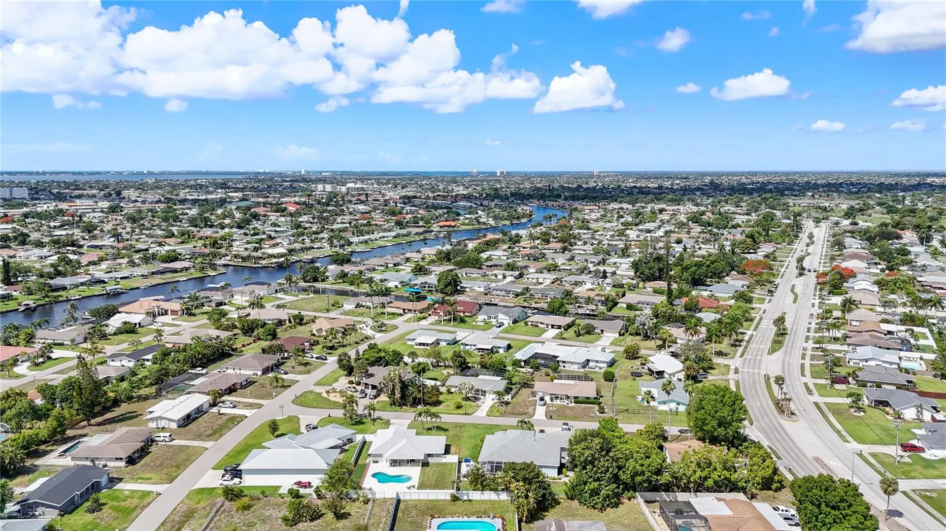 4115 SE 10th Place Cape Coral FL 33904