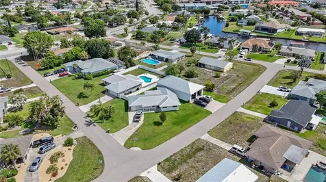 4115 SE 10th Place Cape Coral FL 33904