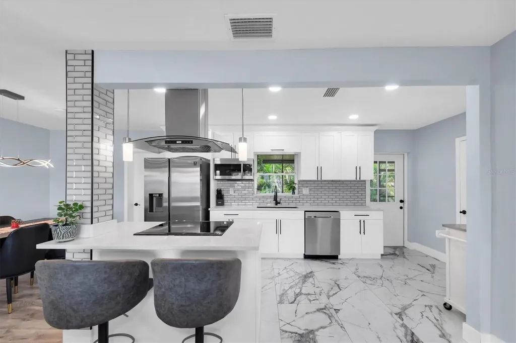1468 Lemon Street Clearwater FL 33756
