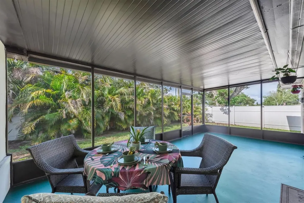 1468 Lemon Street Clearwater FL 33756