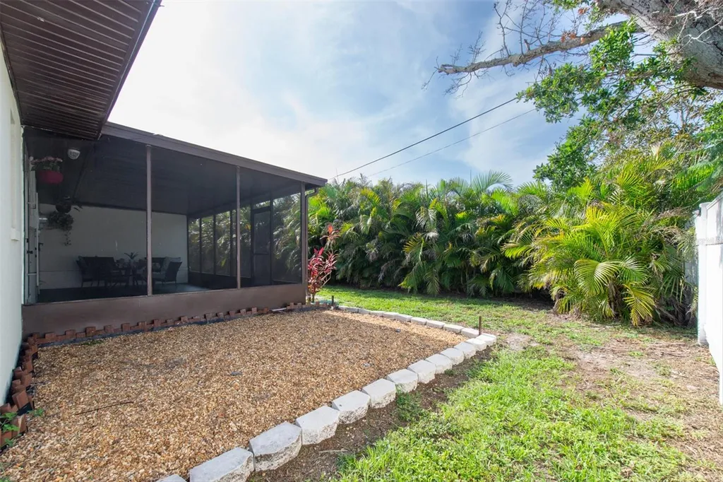 1468 Lemon Street Clearwater FL 33756