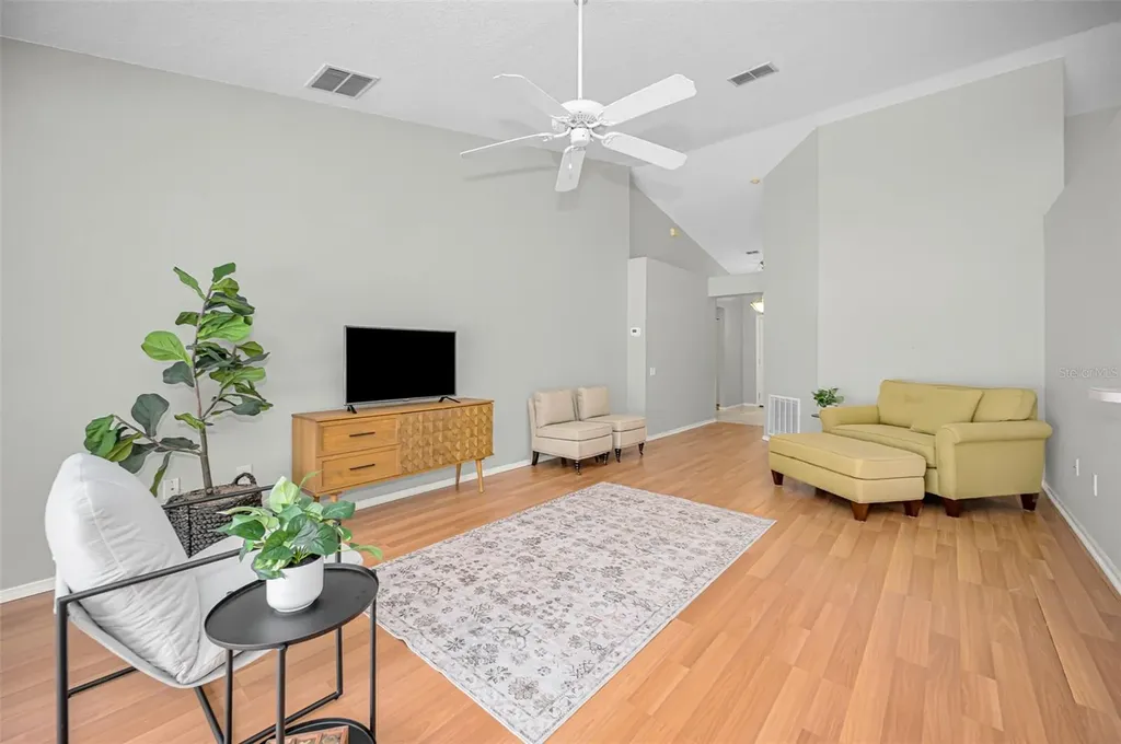 1721 Hunter Lane Tarpon Springs FL 34689