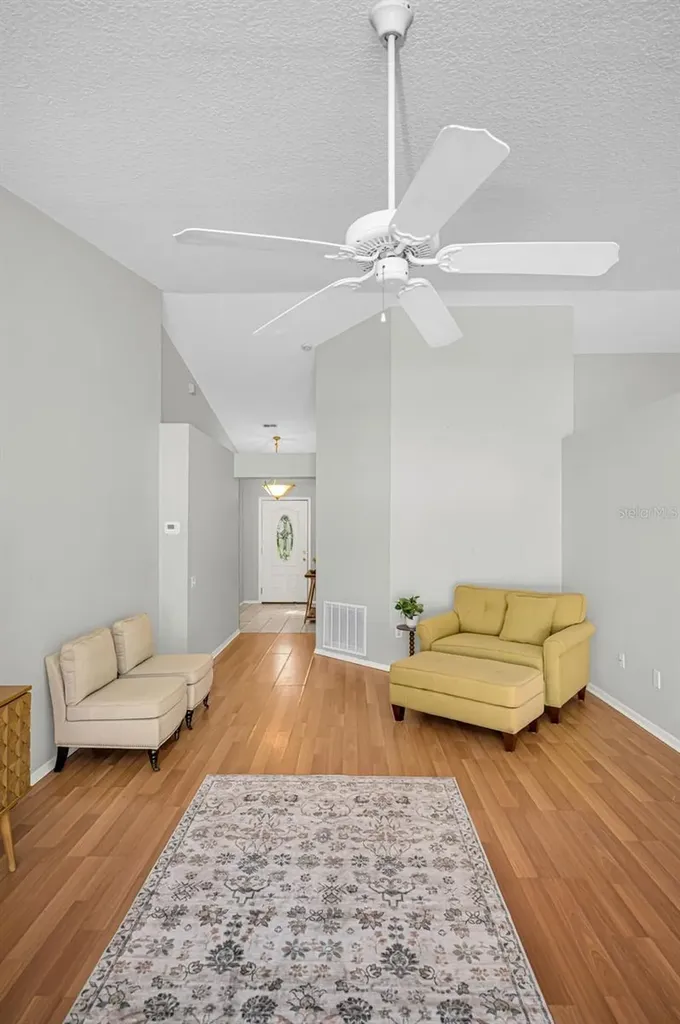 1721 Hunter Lane Tarpon Springs FL 34689