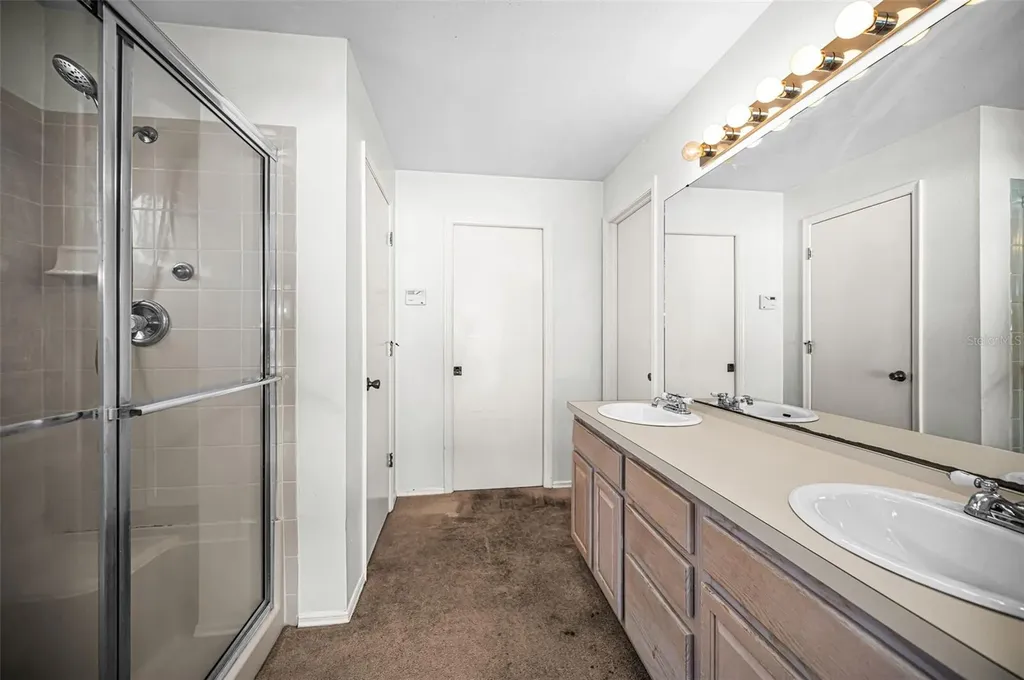 1721 Hunter Lane Tarpon Springs FL 34689