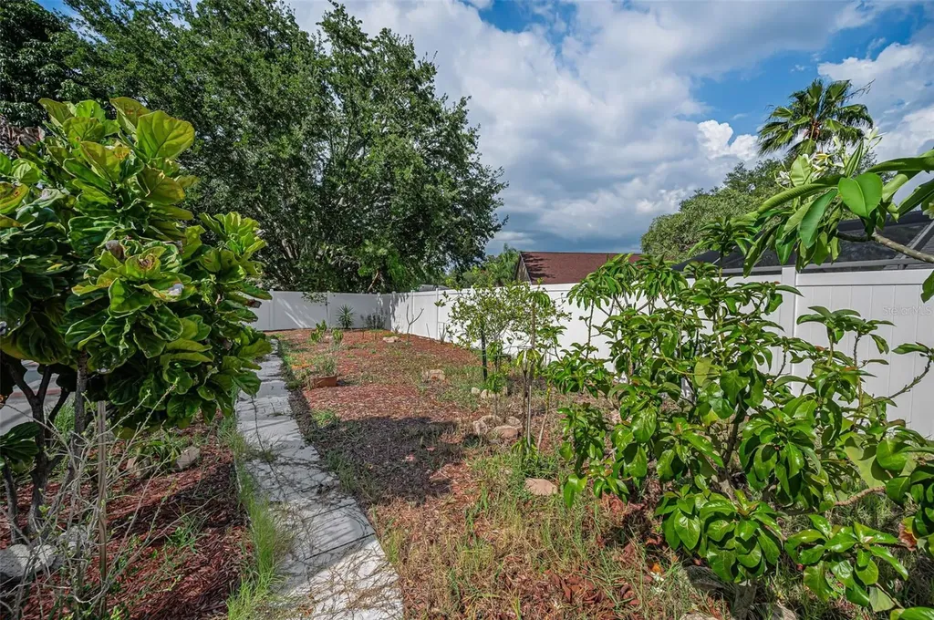 1721 Hunter Lane Tarpon Springs FL 34689