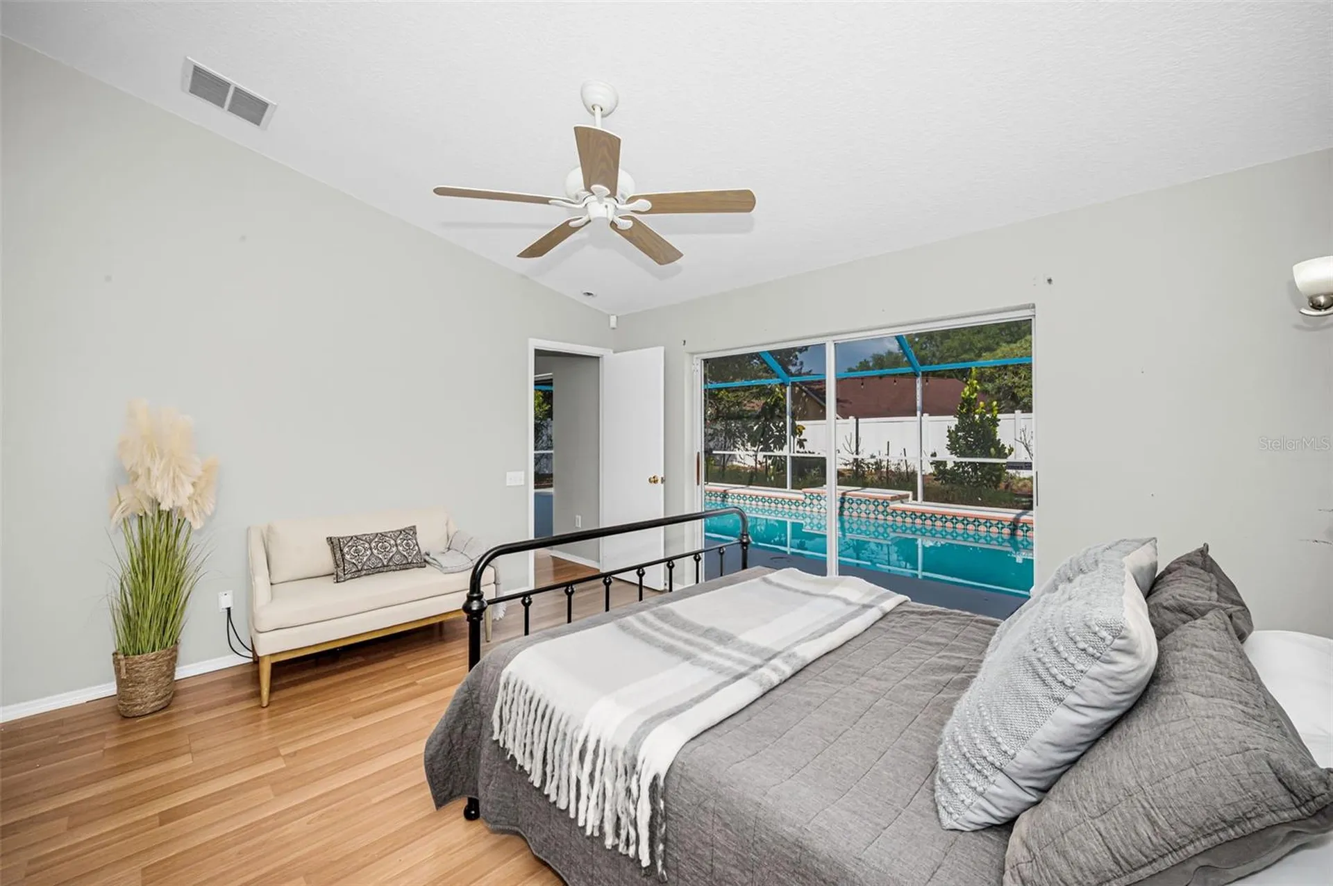 1721 Hunter Lane Tarpon Springs FL 34689