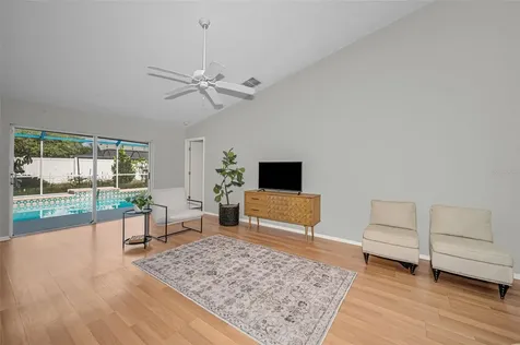 1721 Hunter Lane Tarpon Springs FL 34689