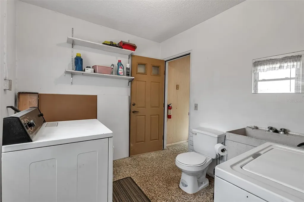 5803 24th Street W Bradenton FL 34207